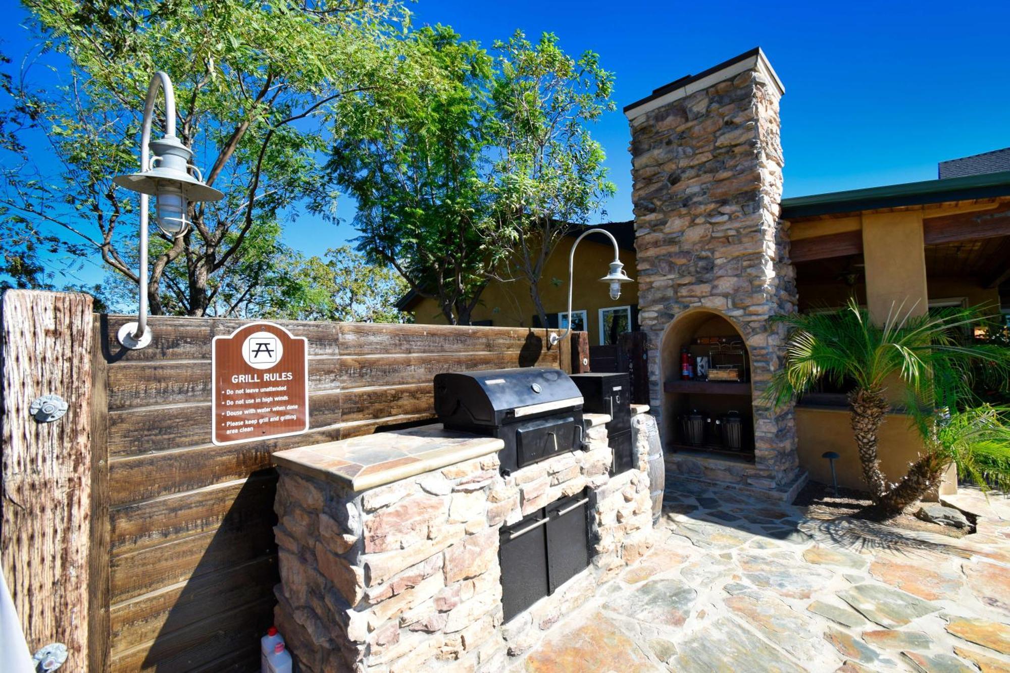 蒂梅丘拉 Peppertree Lane Ranch -- Seven-Acre Ranch In The Heart Of Wine Country酒店 外观 照片